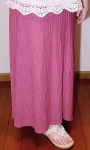 Rose Crinkle Maxi Skirt